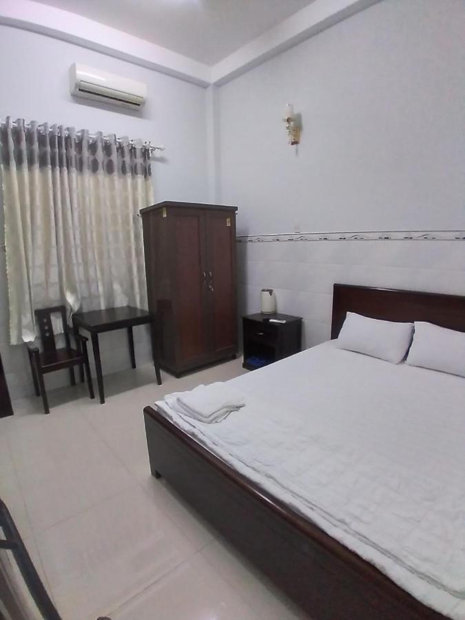 Phuoc Hung 1 Hotel Vĩnh Long Exterior photo